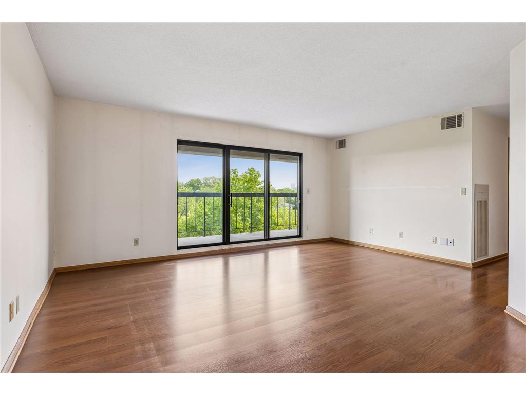 2885 Knox Avenue S #706 Minneapolis MN 55408 - Lake of the Isles 7072732 image3