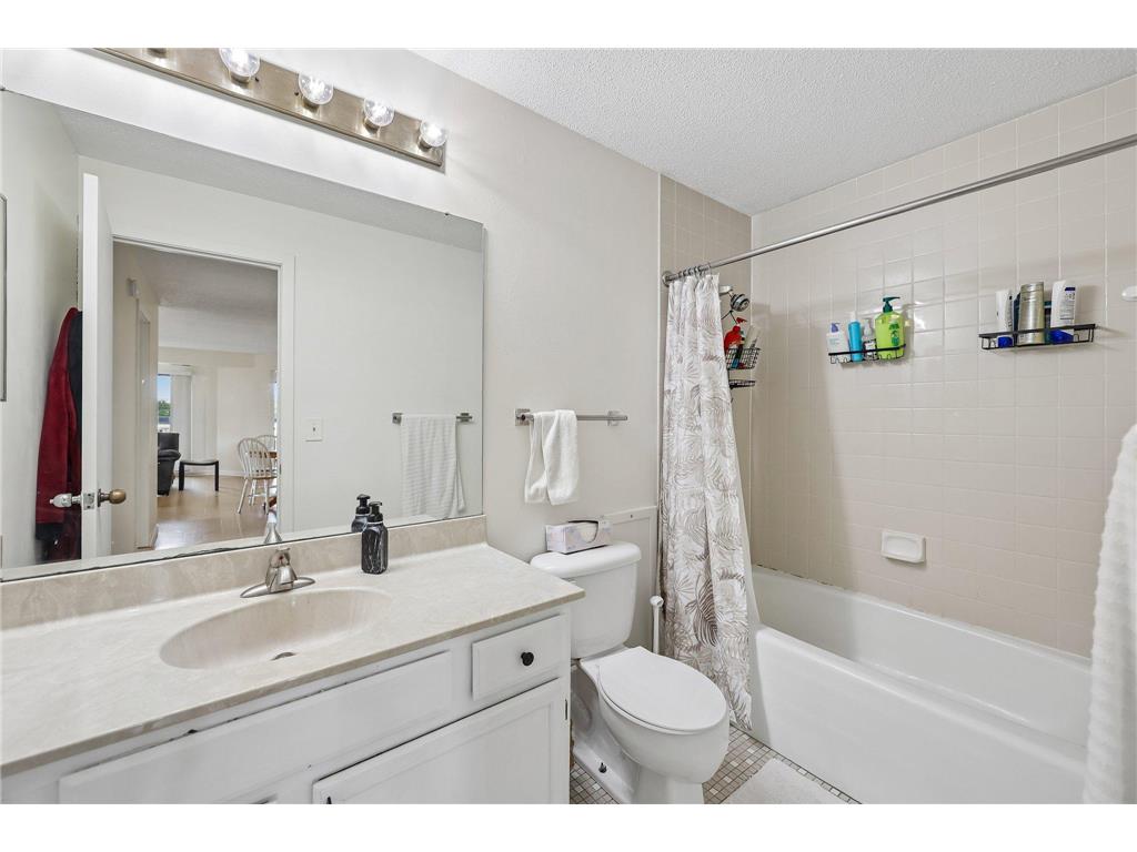 2885 Knox Avenue S #707 Minneapolis MN 55408 - Bde Maka Ska 7093583 image14