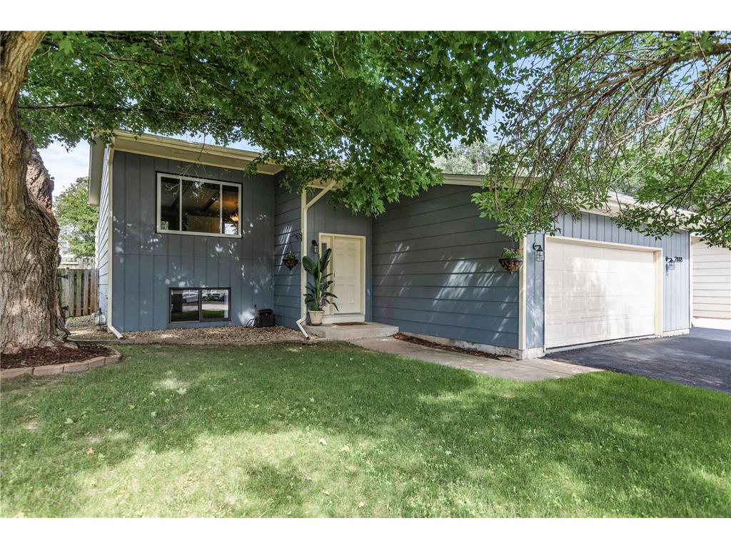 2888 Spring Lake Road SW Prior Lake MN 55372 - Spring 6759432 image1