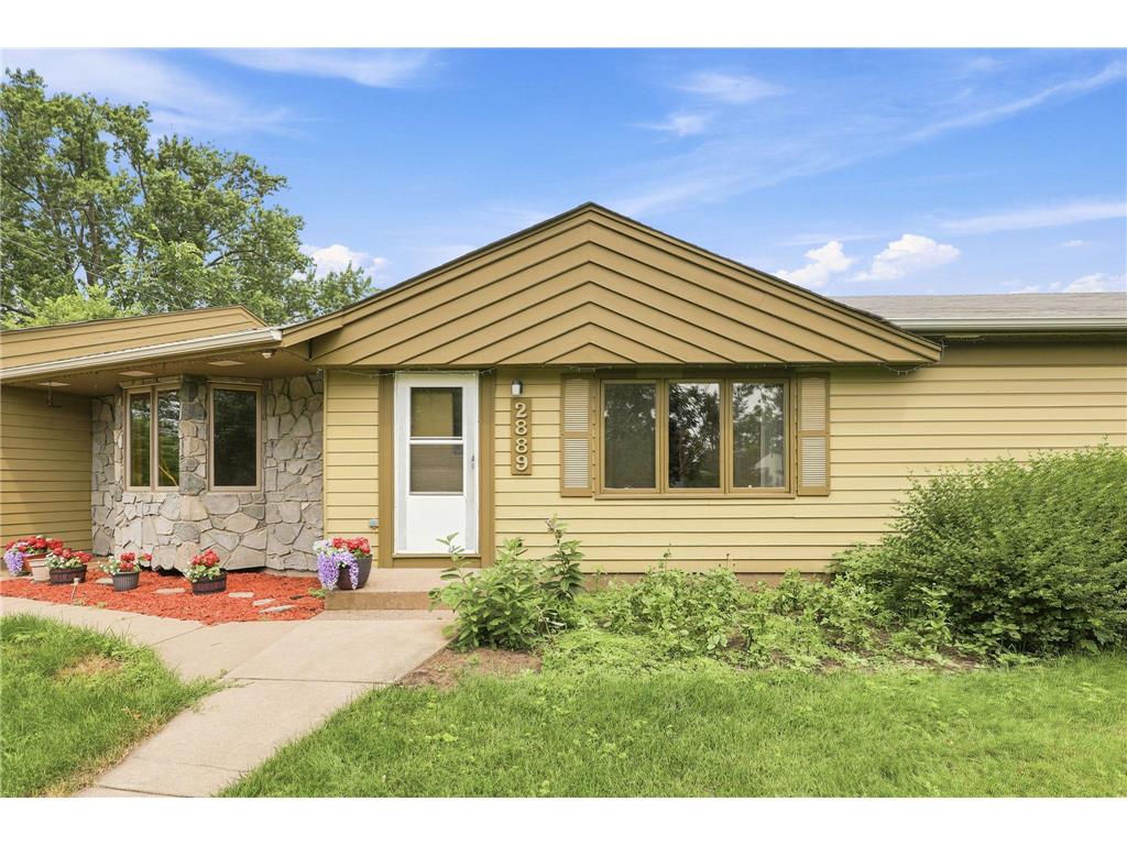 2889 Simpson Street Roseville MN 55113 7101705 image16