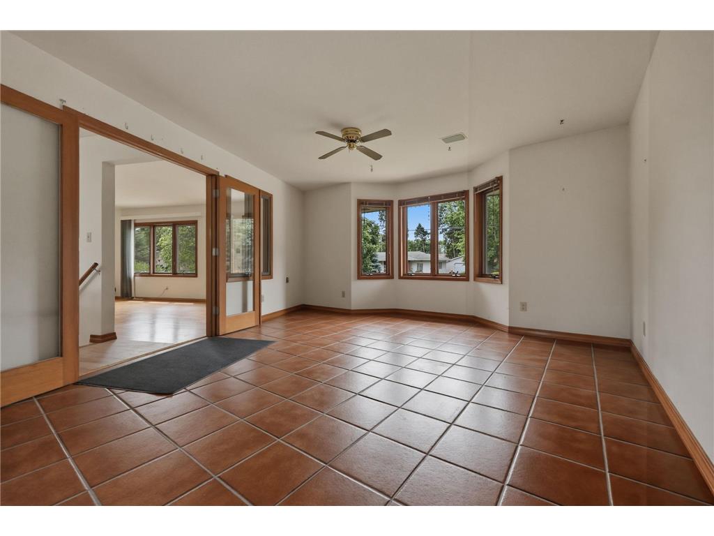 2889 Simpson Street Roseville MN 55113 7101705 image6