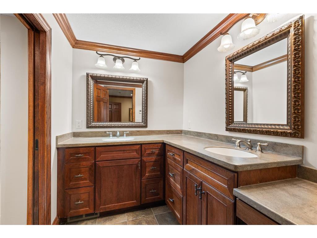 2890 Autumn Woods Drive Chaska MN 55318 7014412 image38