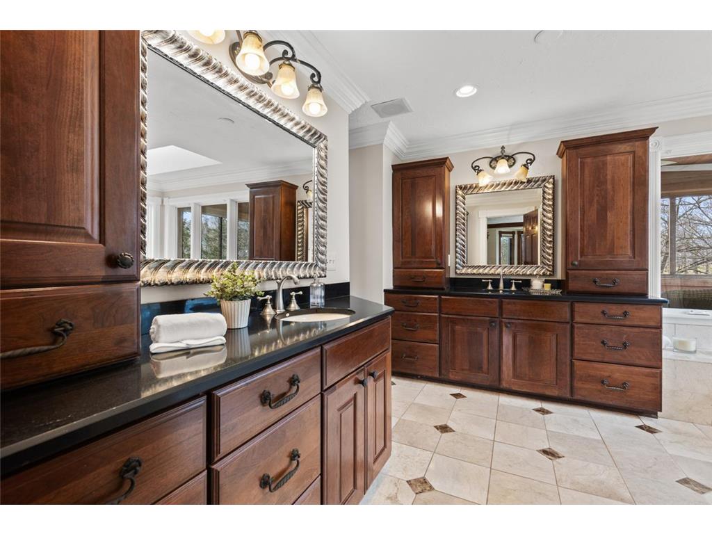 2890 Autumn Woods Drive Chaska MN 55318 7059687 image32