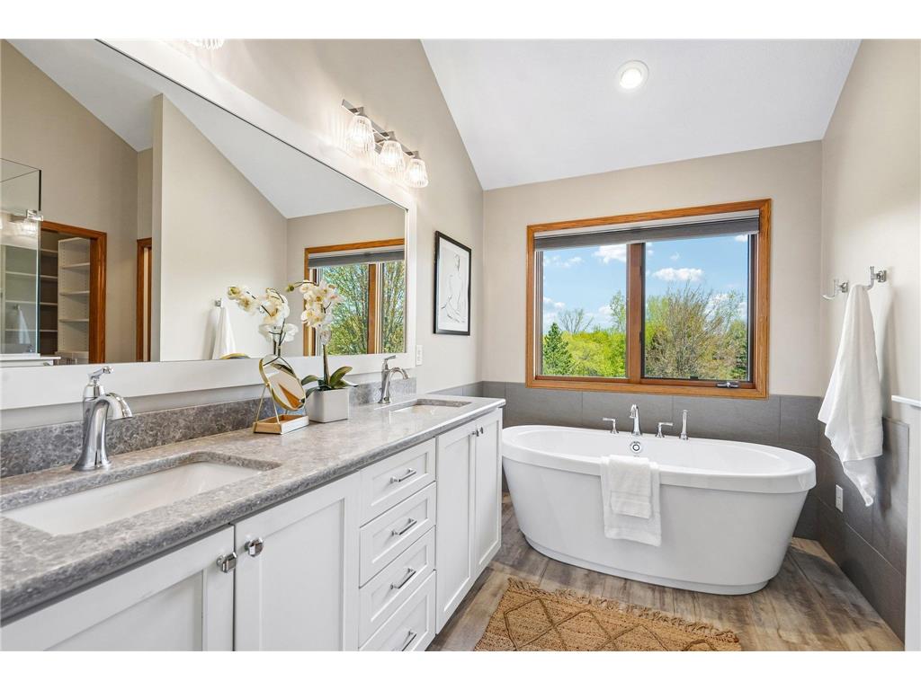 2890 Imperial Avenue N Lake Elmo MN 55042 7065532 image16