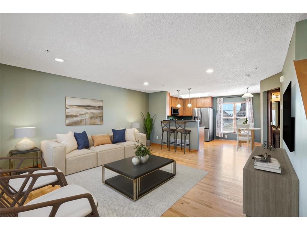 2892 Clover Ridge Drive Chaska MN 55318 7046301 image1