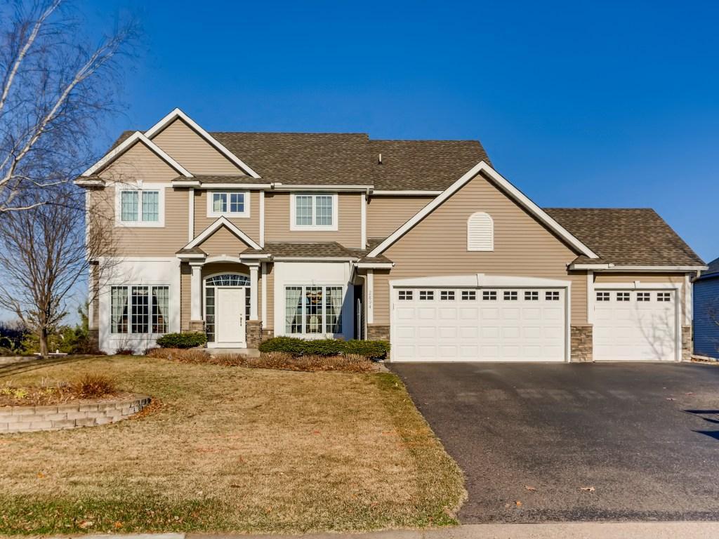 2894 White Eagle Drive, Woodbury, MN 55129 MLS 5732240 Edina Realty