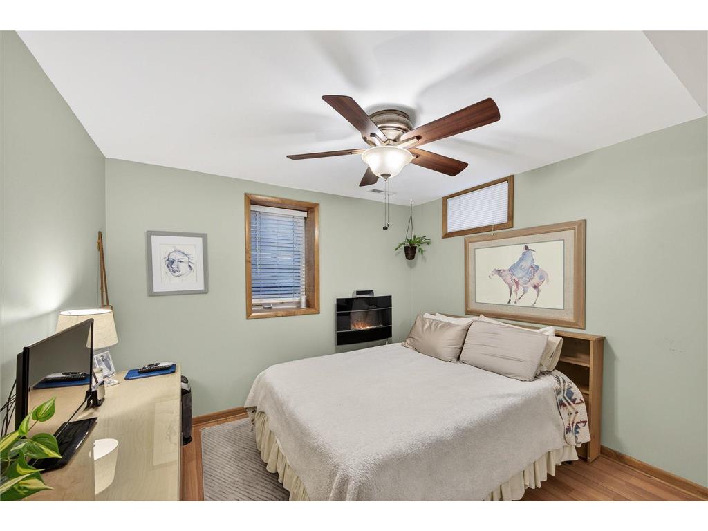 29 12th Avenue N, Hopkins, MN, 55343 | MLS: 7000918 | Edina Realty