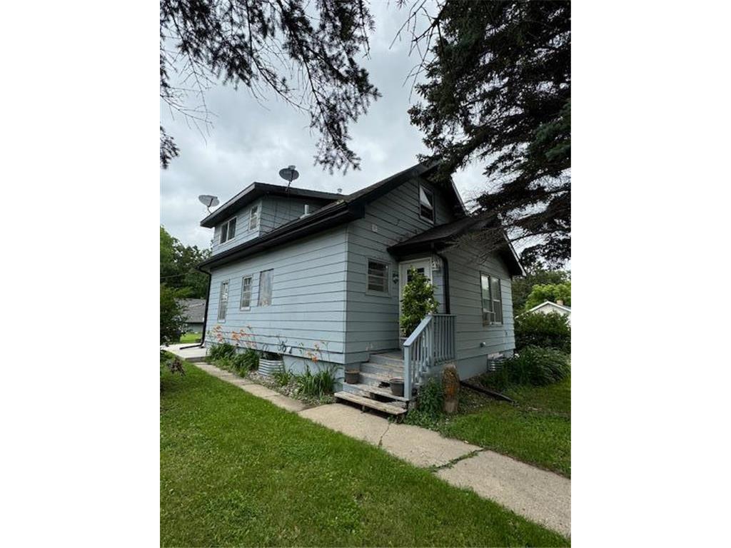 29 2nd Avenue SE Pelican Rapids MN 56572 6561876 image1