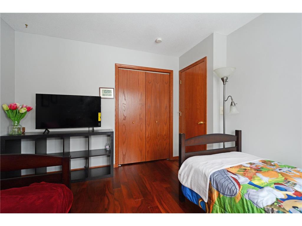 29 E 129th Street Burnsville MN 55337 6821913 image17