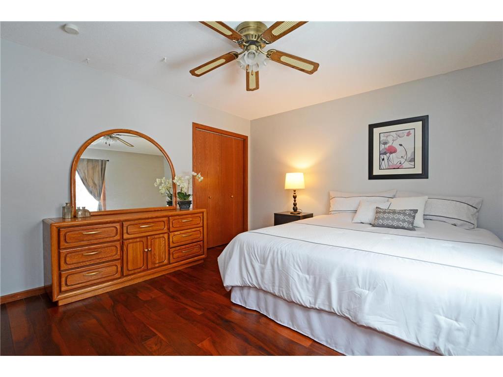 29 E 129th Street Burnsville MN 55337 6821913 image20