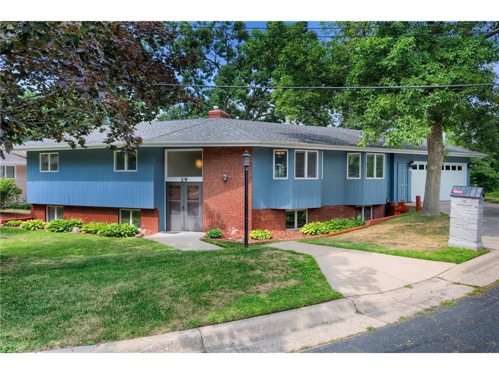 29 Rice Creek Way NE, Fridley, MN 55432 MLS 6244759 Edina Realty