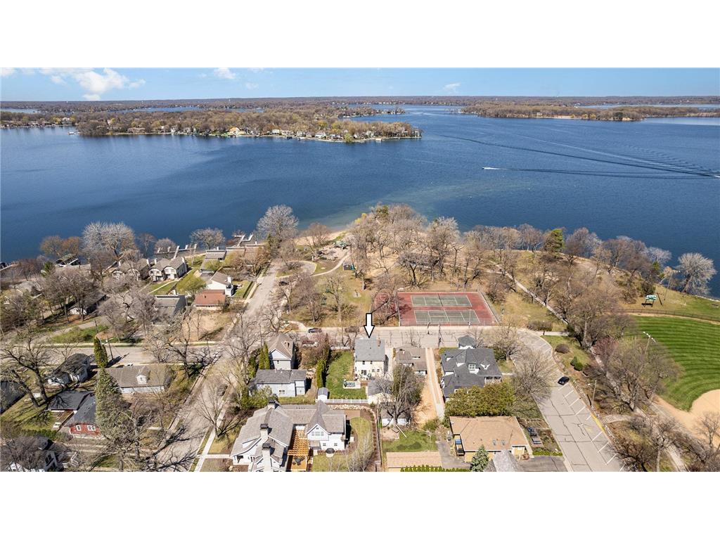 29 W Lake Street, Excelsior, MN, 55331 MLS 6545070 Edina Realty