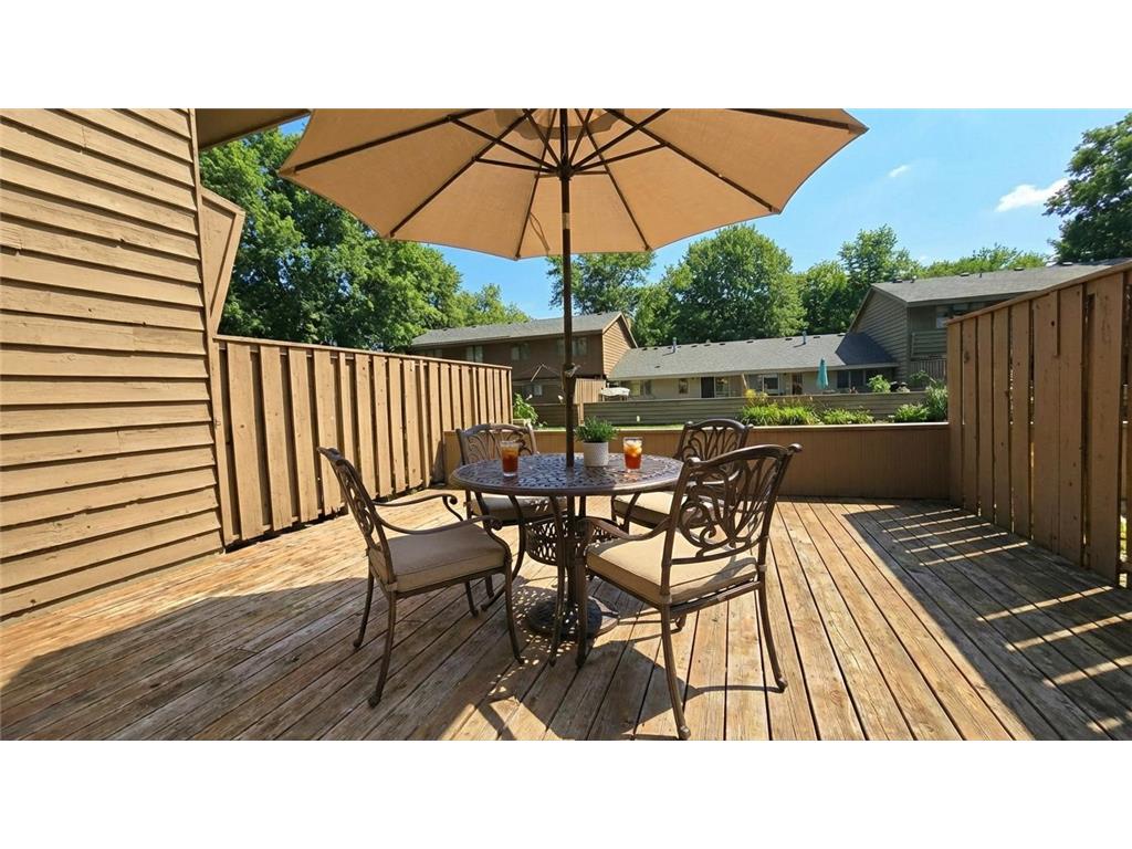 29 Walden Street Burnsville MN 55337 7016957 image4