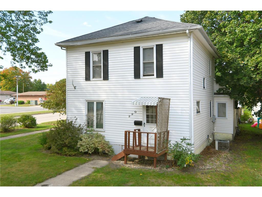 290 1st Avenue SE Wells MN 56097 6442769 image1