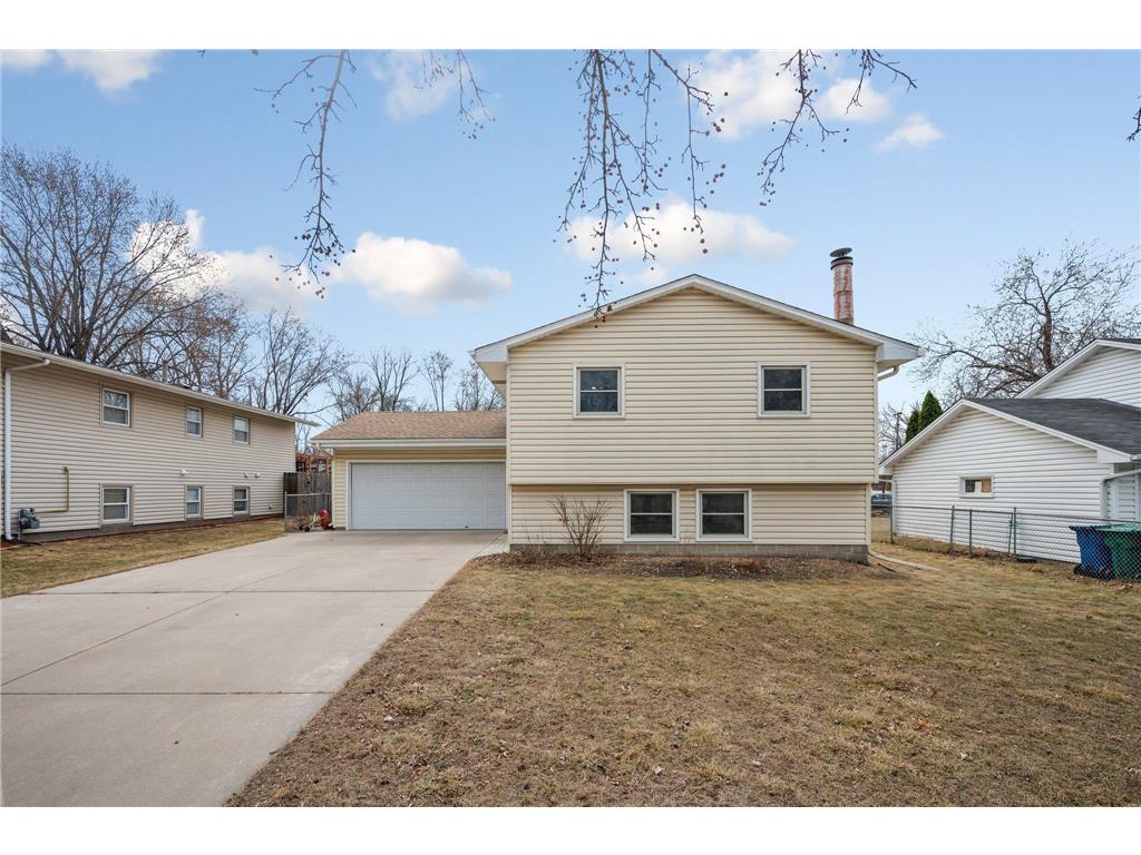 290 Ely Street NE Fridley MN 55432 6689293 image1