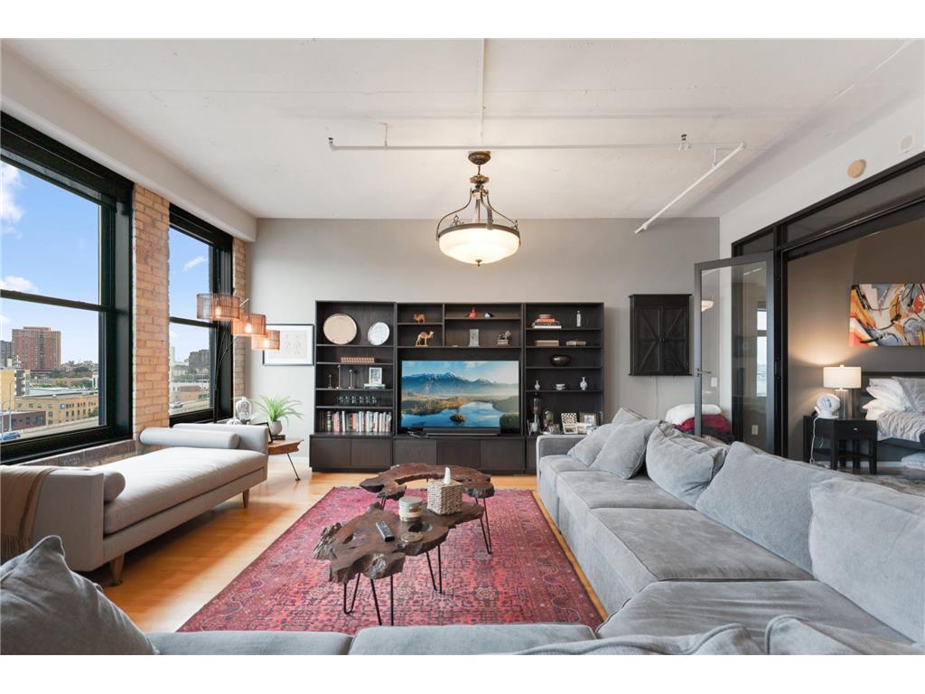 290 Market Street #811 Minneapolis MN 55405 7050453 image1
