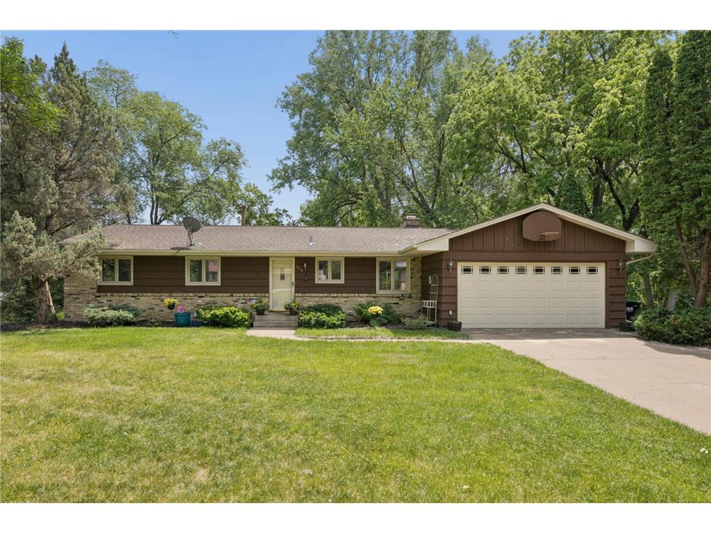 290 Rice Creek Boulevard NE Fridley MN 55432 - Rice Creek 7115086 image1