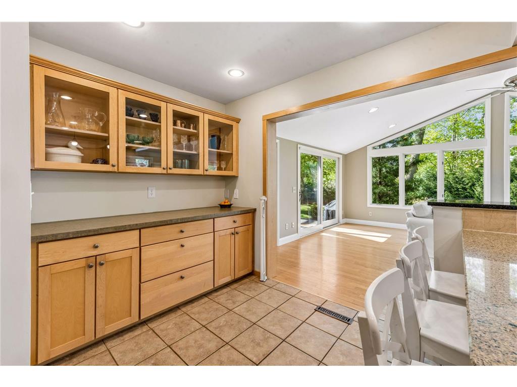 290 Ridgeview Drive E Wayzata MN 55391 7073361 image17