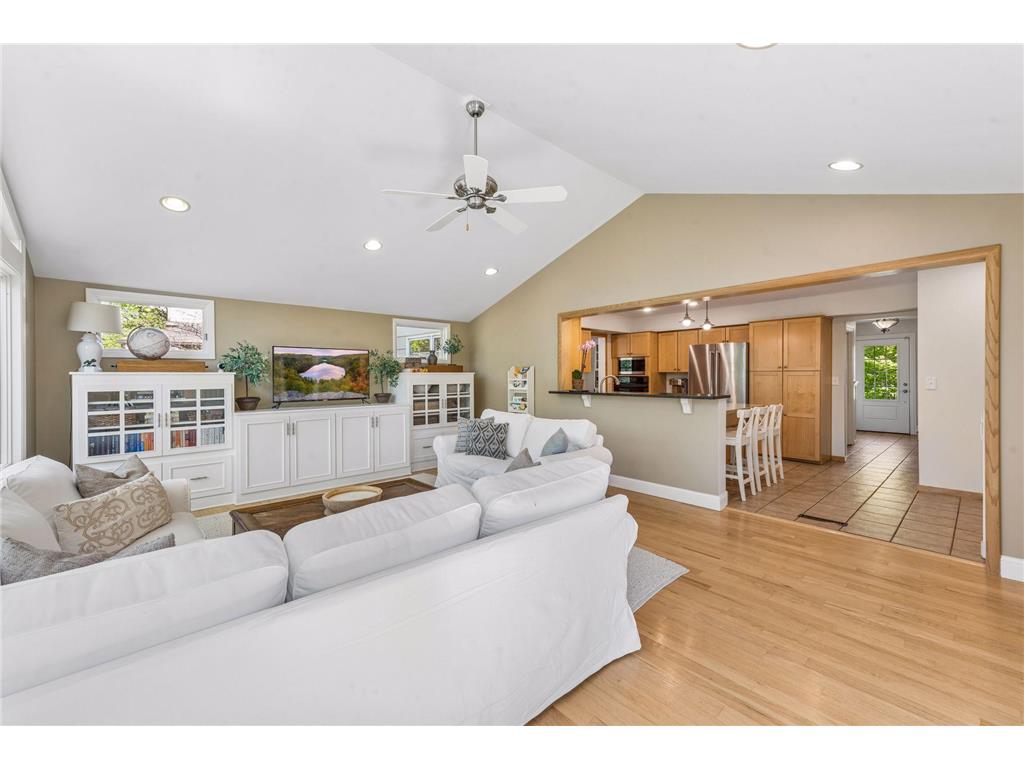 290 Ridgeview Drive E Wayzata MN 55391 7073361 image19
