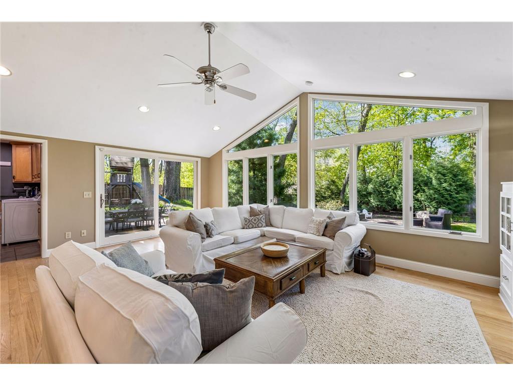 290 Ridgeview Drive E Wayzata MN 55391 7073361 image21