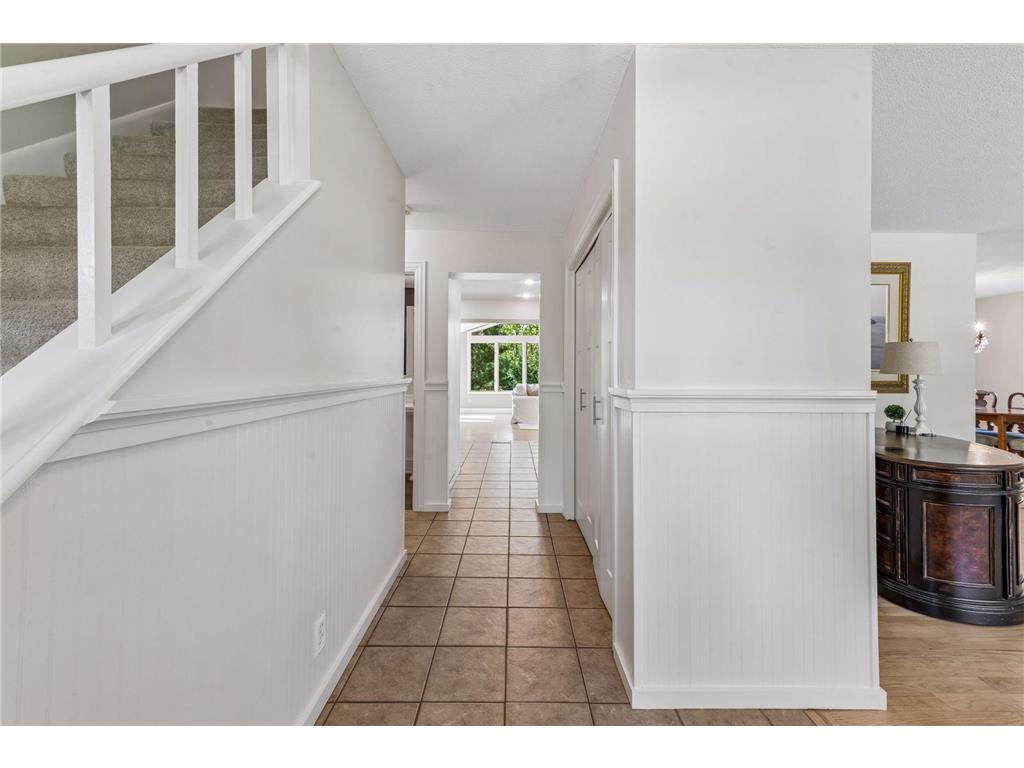 290 Ridgeview Drive E Wayzata MN 55391 7073361 image6