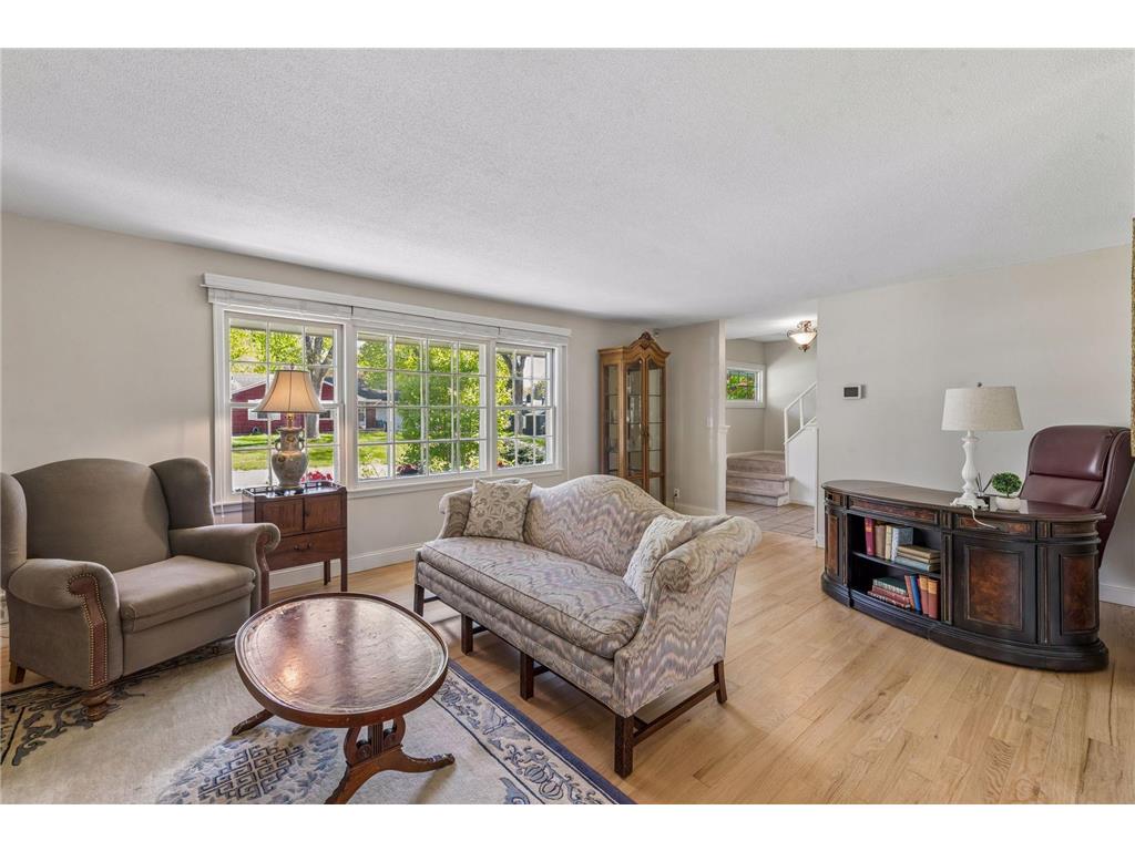 290 Ridgeview Drive E Wayzata MN 55391 7073361 image9