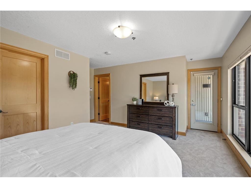 290 Spring Street Saint Paul MN 55102 6592569 image21