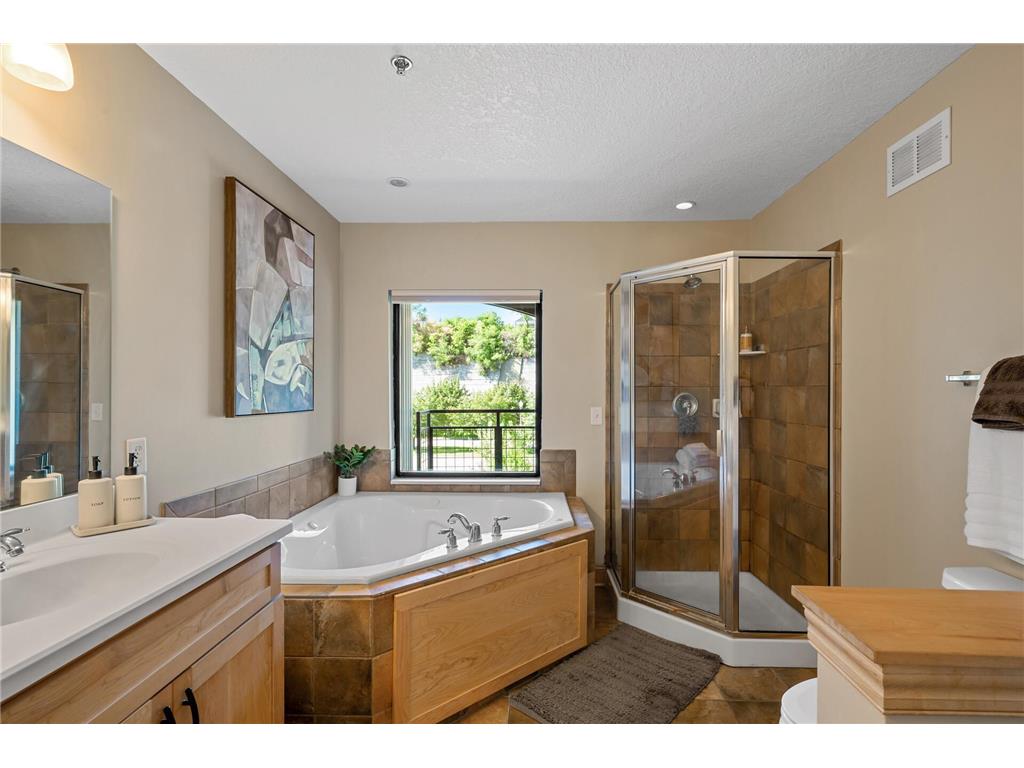 290 Spring Street Saint Paul MN 55102 6592569 image23