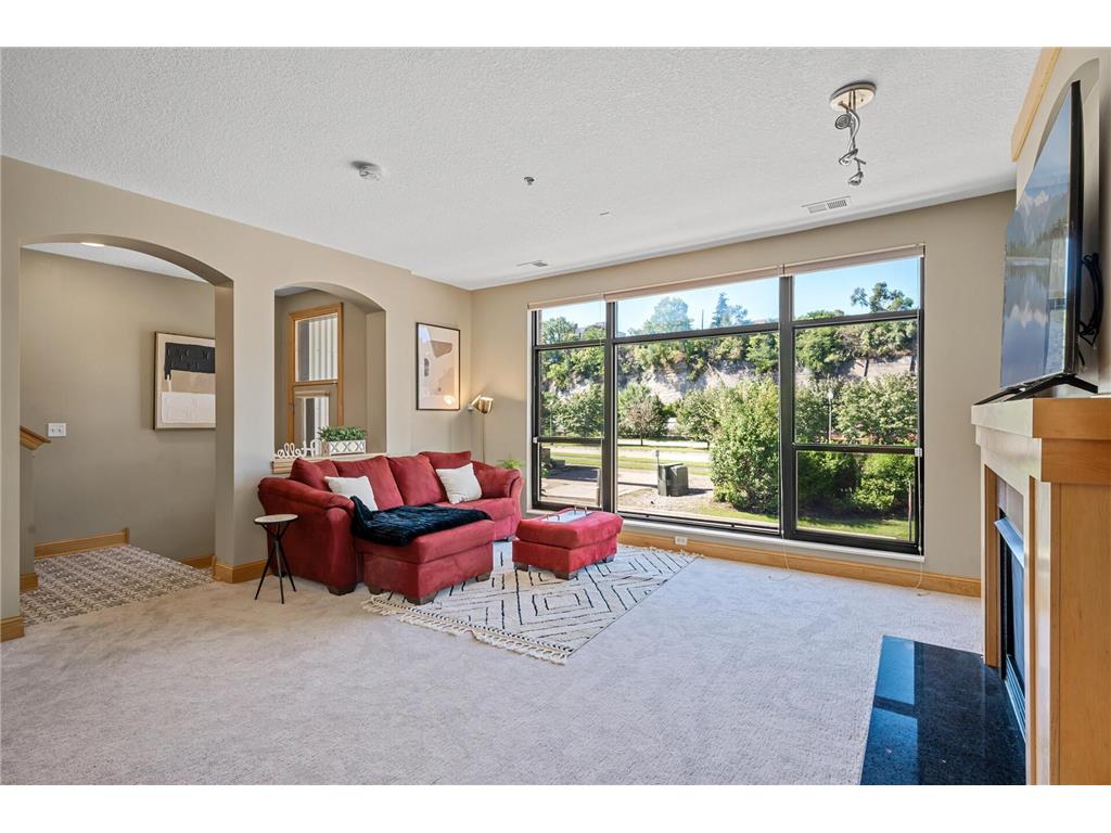 290 Spring Street Saint Paul MN 55102 6592569 image6