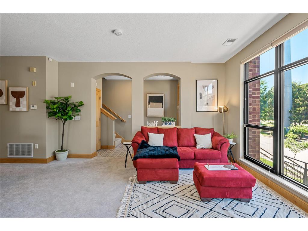 290 Spring Street Saint Paul MN 55102 6592569 image8