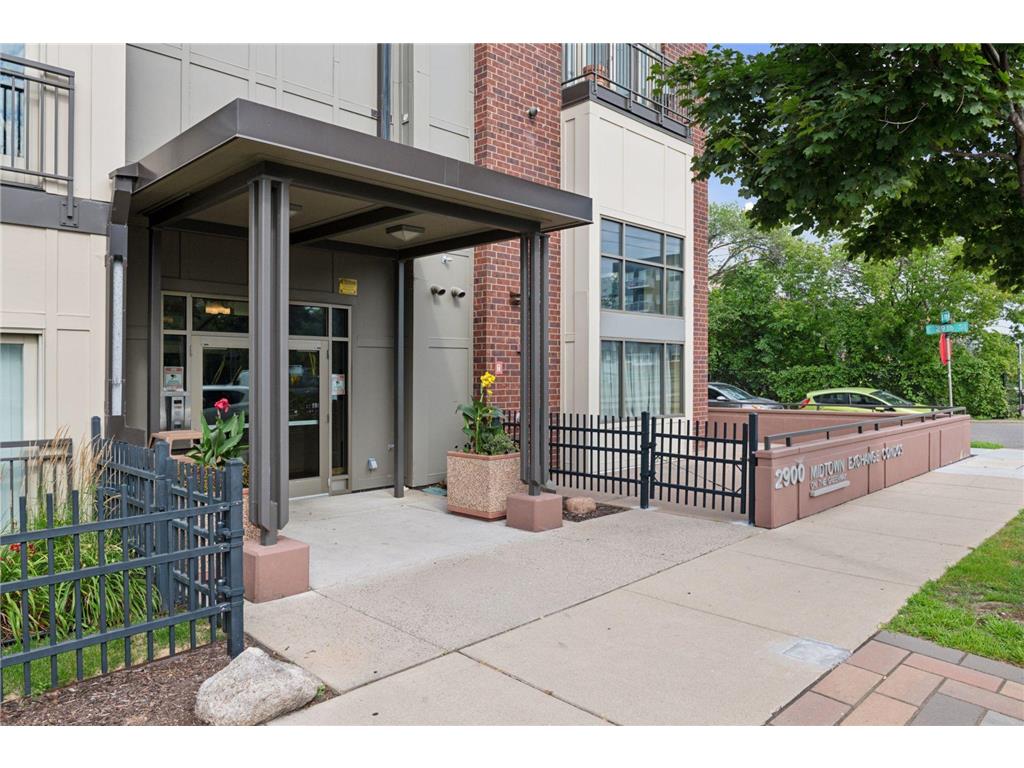 2900 11th Avenue S #401 Minneapolis MN 55407 6777121 image1