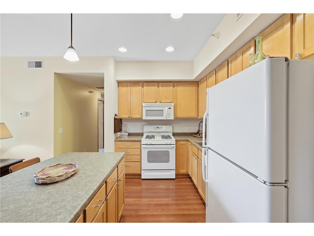 2900 11th Avenue S #402 Minneapolis MN 55407 7035740 image3