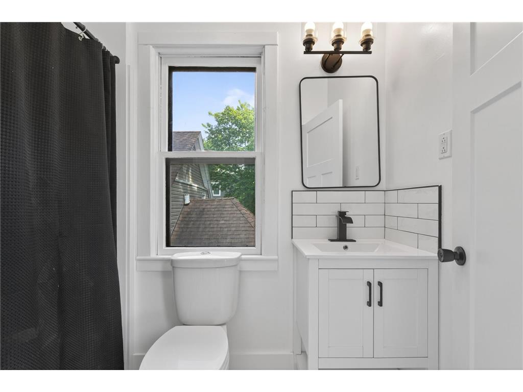2900 30th Avenue S Minneapolis MN 55406 7032008 image30