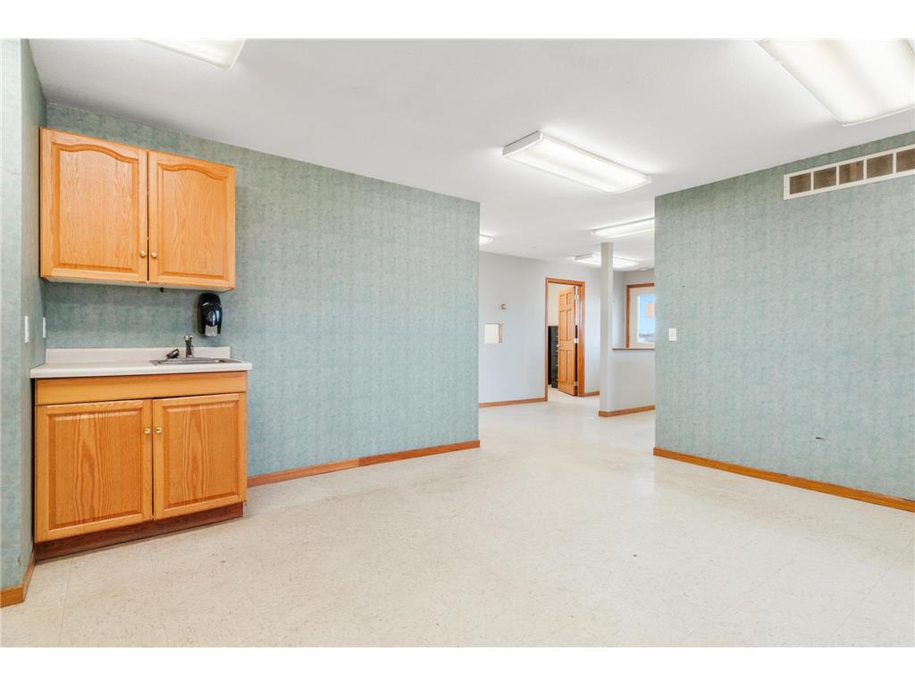 2900 Airport Drive W Faribault MN 55021 7028927 image19