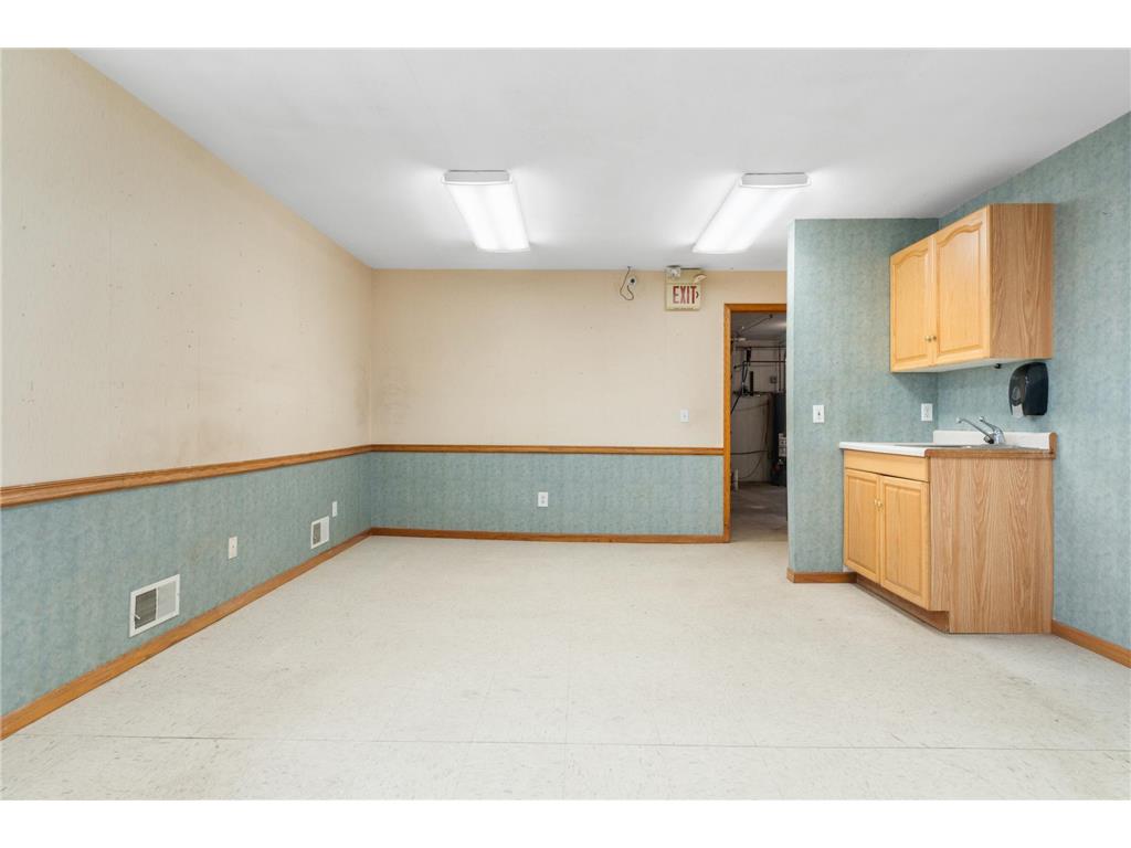 2900 Airport Drive W Faribault MN 55021 7028927 image20