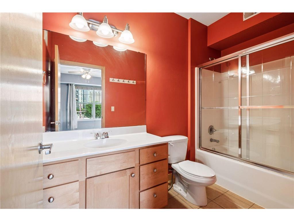 2900 University Avenue SE #208 Minneapolis MN 55414 7019280 image10