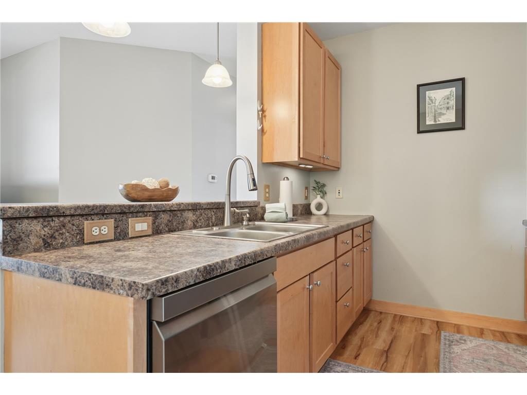 2900 University Avenue SE #300 Minneapolis MN 55414 7048290 image10