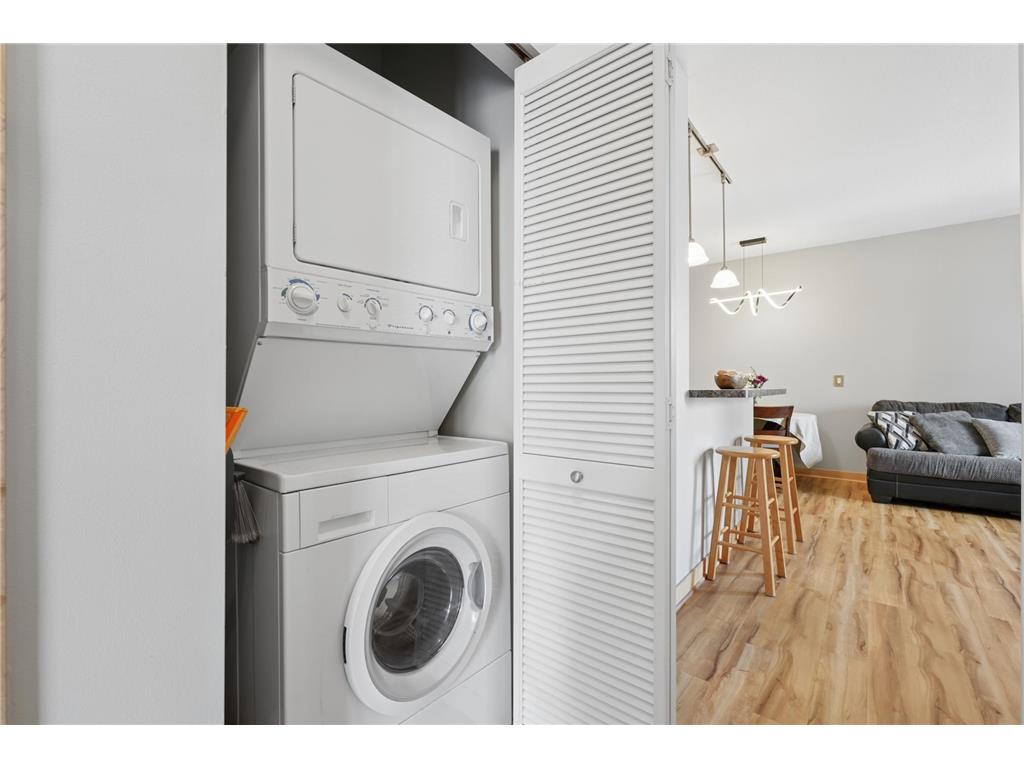 2900 University Avenue SE #300 Minneapolis MN 55414 7048290 image13