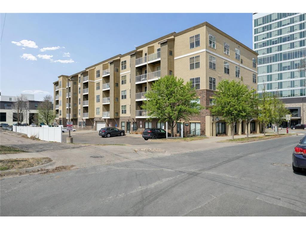 2900 University Avenue SE #300 Minneapolis MN 55414 7048290 image4