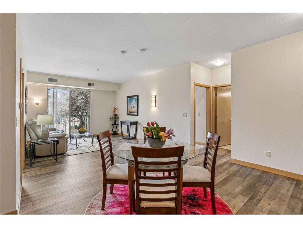 2900 University Avenue SE #305 Minneapolis MN 55414 7046882 image10