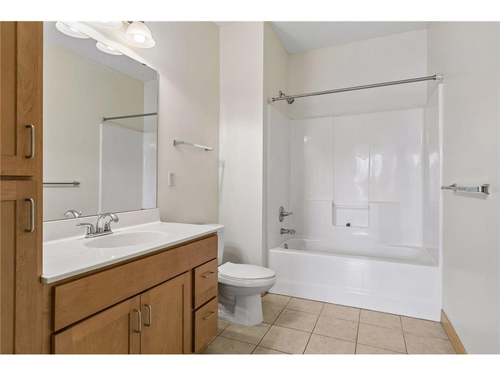 2900 University Avenue SE #305 Minneapolis MN 55414 7046882 image15