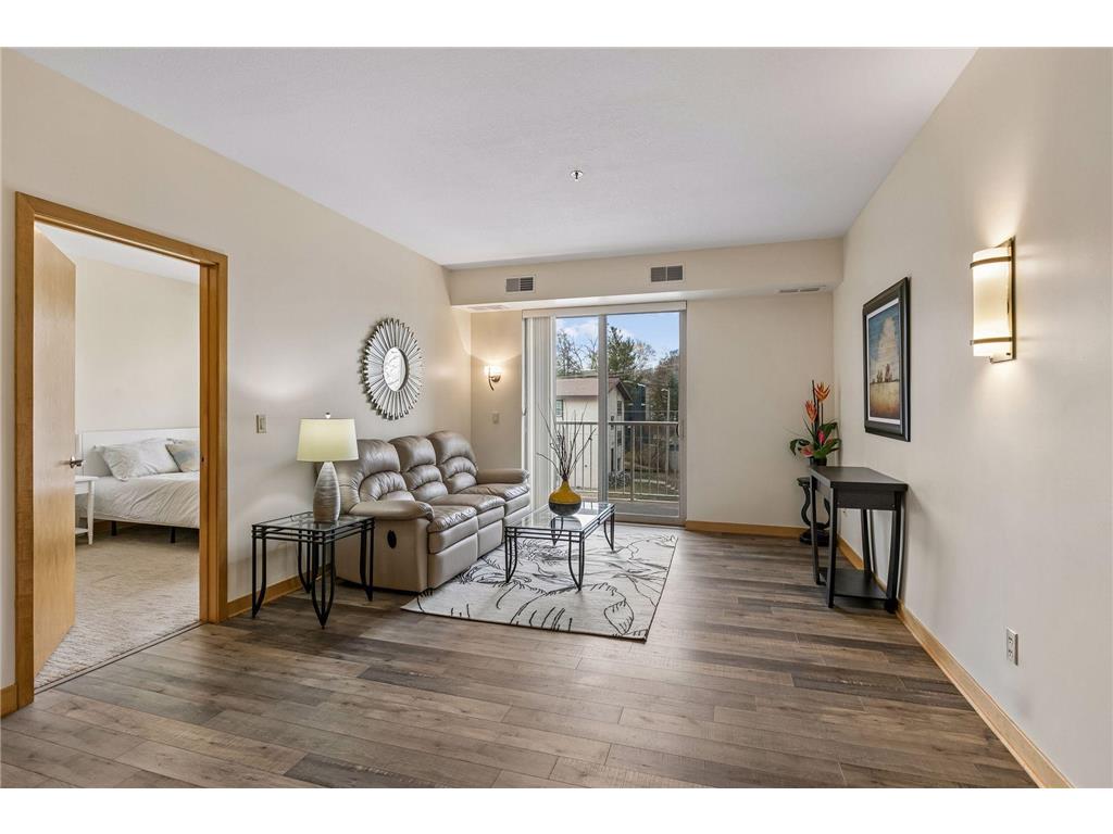 2900 University Avenue SE #305 Minneapolis MN 55414 7046882 image2