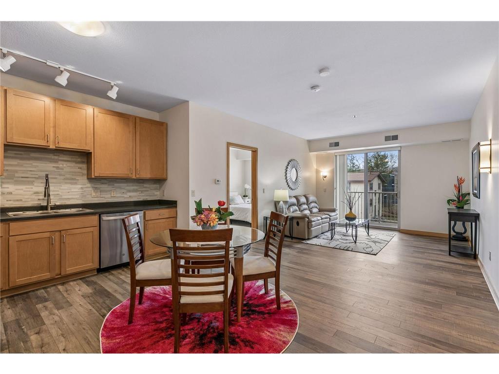 2900 University Avenue SE #305 Minneapolis MN 55414 7046882 image3