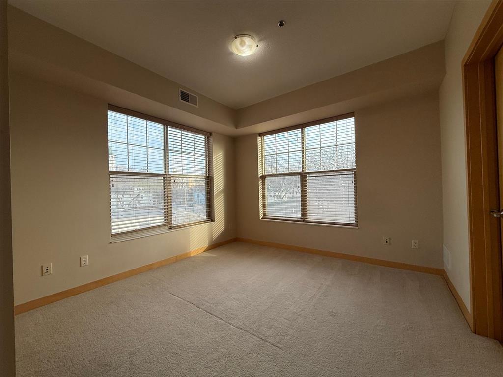 2900 University Avenue SE #402 Minneapolis MN 55414 7063915 image12