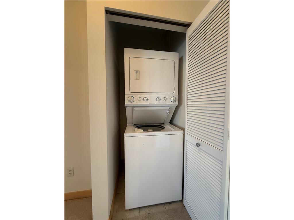 2900 University Avenue SE #402 Minneapolis MN 55414 7063915 image17
