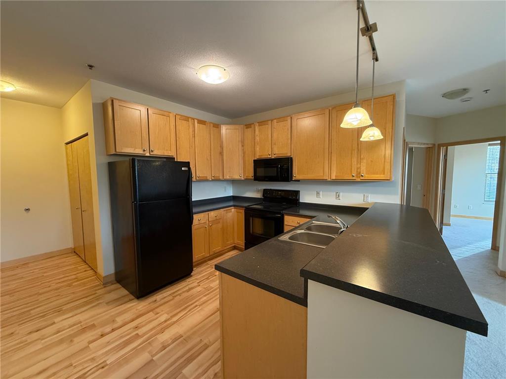 2900 University Avenue SE #402 Minneapolis MN 55414 7063915 image6