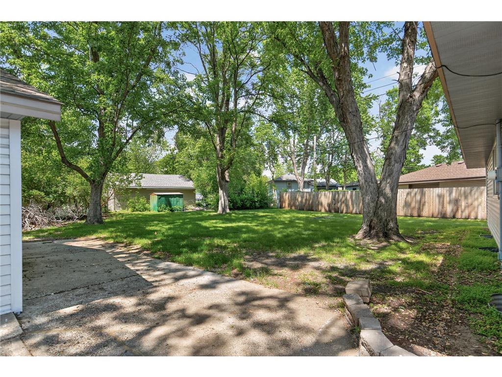2901 114th Avenue NW Coon Rapids MN 55433 7088269 image28