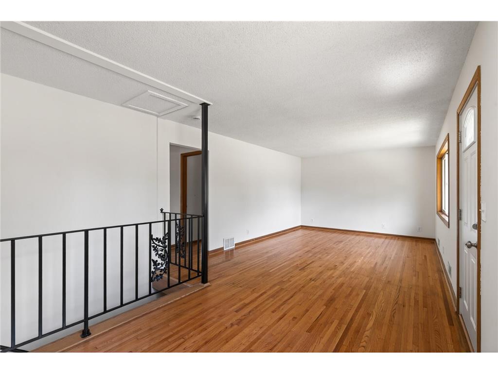 2901 114th Avenue NW Coon Rapids MN 55433 7088269 image5