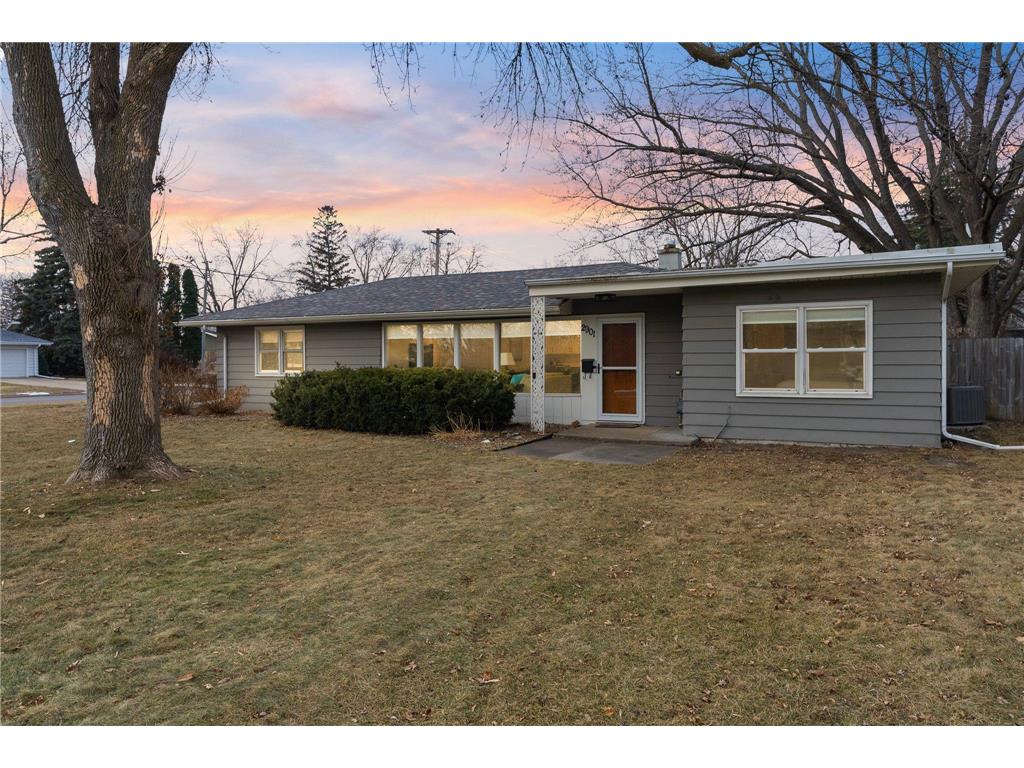 2901 Major Avenue N Golden Valley MN 55422 6639189 image1