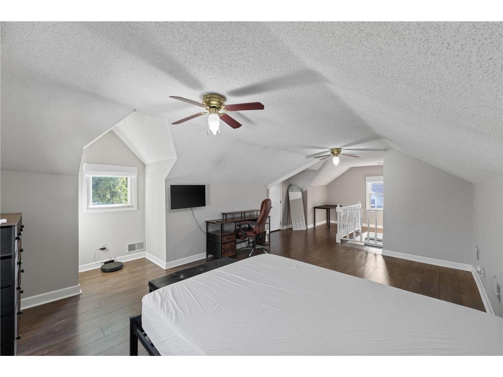 2901 Zenith Avenue N Robbinsdale MN 55422 7081701 image18
